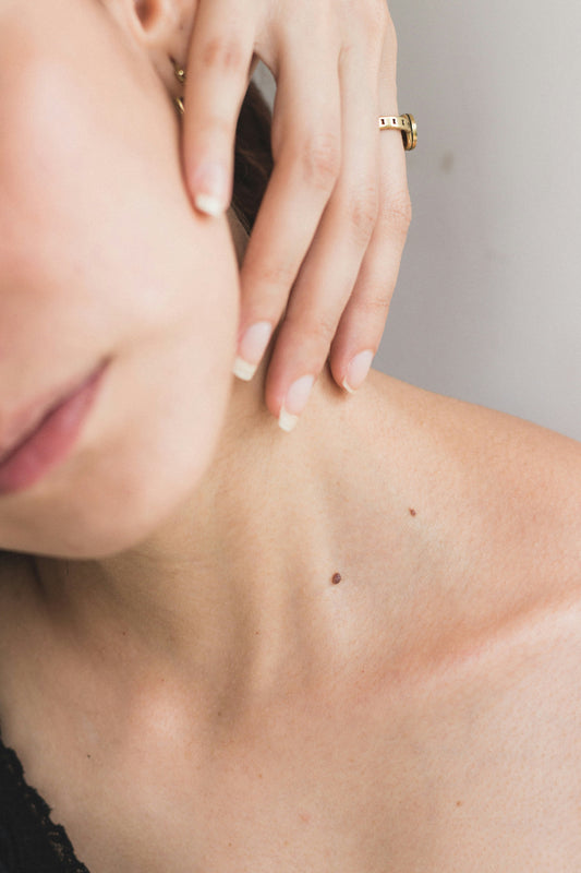 Why Jojoba Oil is a Game Changer for Sensitive Skin